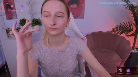 I am Rina online show from December 4, 2024, 1:09 pm