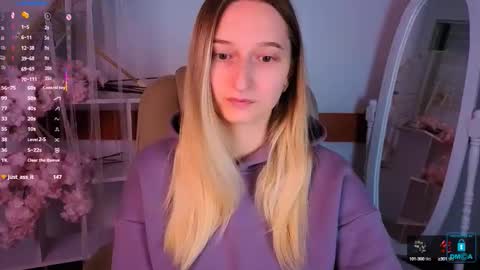 Snapshot of _ri_na_ chatting on October 12, 2025, 5:39 am I am Rina online show from October 12, 2025, 5:39 am