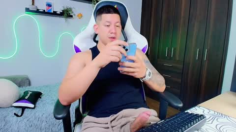 Snapshot of _robertobaggio chatting on January 26, 2025, 3:14 pm Roberto online show from January 26, 2025, 3:14 pm