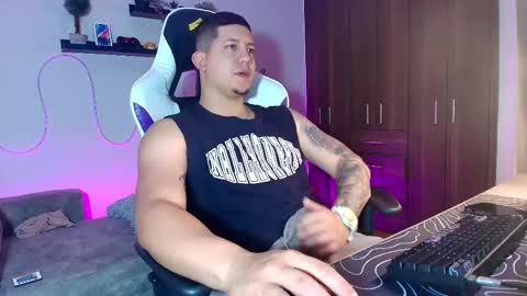 Snapshot of _robertobaggio chatting on March 5, 2025, 12:33 pm Roberto online show from March 5, 2025, 12:33 pm