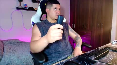 Snapshot of _robertobaggio chatting on March 9, 2025, 12:53 pm Roberto online show from March 9, 2025, 12:53 pm