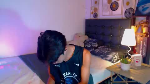 _robinmartinxx online show from March 6, 2025, 11:36 am