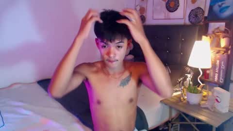 _robinmartinxx online show from March 10, 2025, 4:25 pm
