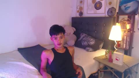 _robinmartinxx online show from March 12, 2025, 12:57 pm