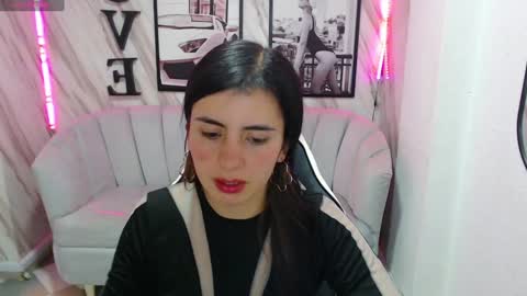 Samantha online show from January 19, 2025, 3:42 pm