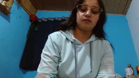 Snapshot of _sammanttha chatting on February 3, 2025, 10:43 pm Sammy online show from February 3, 2025, 10:43 pm