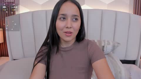 Snapshot of _sammy_fit chatting on February 6, 2025, 4:14 pm Antonella  online show from February 6, 2025, 4:14 pm