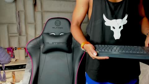 _sammy_ice online show from January 23, 2025, 2:33 am