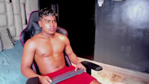 _sammy_ice online show from February 8, 2025, 3:42 pm