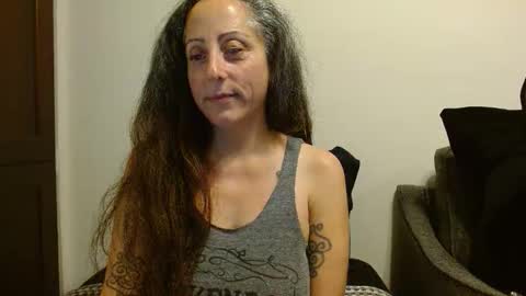 Snapshot of _sara_lynn_ chatting on April 28, 2026, 4:06 am Sara Lynn online show from April 28, 2026, 4:06 am