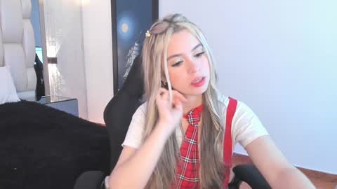 Sara online show from December 29, 2024, 3:03 pm