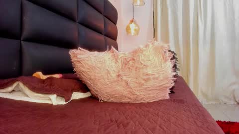 Selene online show from September 10, 2025, 4:56 am