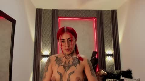 Selene online show from January 13, 2025, 4:41 pm