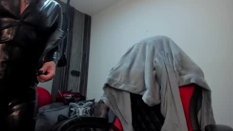 Selene online show from April 28, 2026, 2:27 am