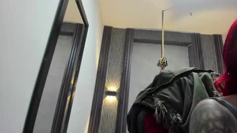 Selene online show from June 19, 2026, 2:05 am