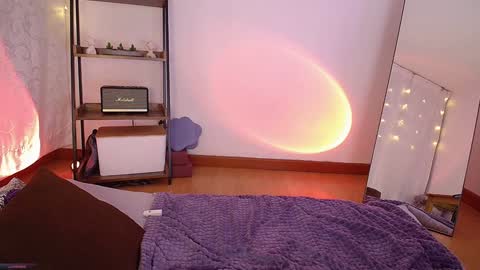 Laura online show from January 15, 2025, 7:05 am