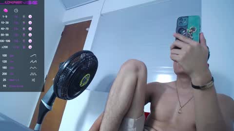 Juan Pablo-independent model online show from December 20, 2024, 6:56 pm