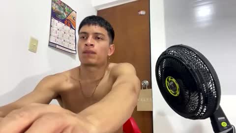 Juan Pablo-independent model online show from October 15, 2025, 5:29 am