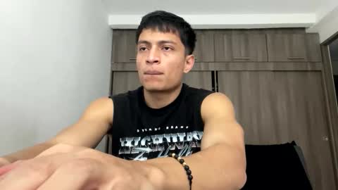 Juan Pablo-independent model online show from April 7, 2026, 8:31 pm