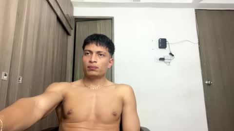 Juan Pablo-independent model online show from May 10, 2026, 1:11 am
