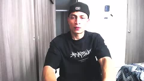 Juan Pablo-independent model online show from May 20, 2026, 5:35 am