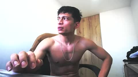 Juan Pablo-independent model online show from June 24, 2026, 6:40 pm