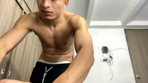 Juan Pablo-independent model online show from July 29, 2026, 6:06 pm