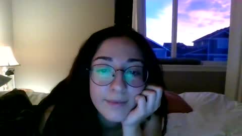 _sexylittleslutt online show from March 11, 2025, 1:12 pm