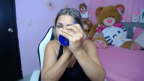 Snapshot of _sexyredhead_ chatting on November 9, 2025, 12:03 pm KATA online show from November 9, 2025, 12:03 pm