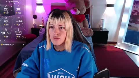 _sharlotte777 online show from February 20, 2025, 12:47 pm