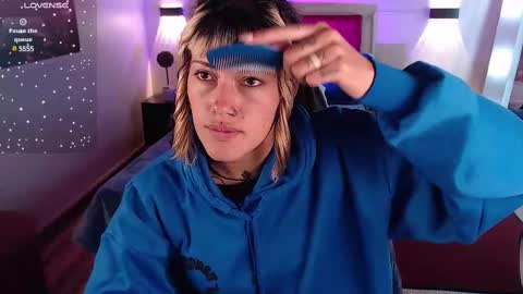 _sharlotte777 online show from March 4, 2025, 2:32 pm