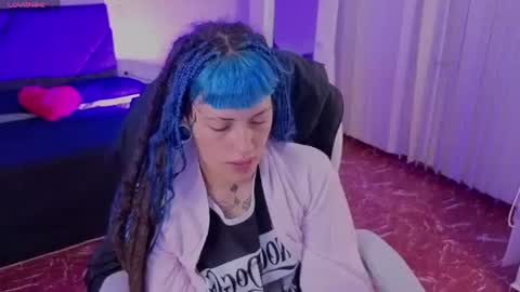 Snapshot of _sharlotte777 chatting on July 2, 2026, 3:18 pm _sharlotte777 online show from July 2, 2026, 3:18 pm