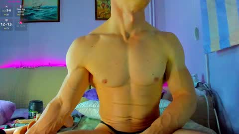 Snapshot of _shestifold chatting on February 27, 2025, 9:47 pm Nik online show from February 27, 2025, 9:47 pm