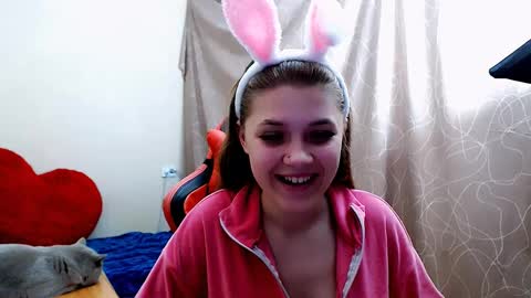 Mari online show from March 2, 2025, 7:12 pm