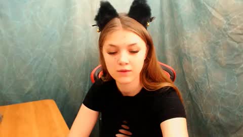 Mari online show from September 9, 2025, 11:43 am