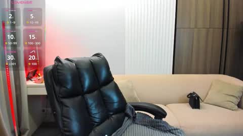 Snapshot of _shy_jenny_ chatting on October 22, 2025, 1:06 am  Shy Jenny  online show from October 22, 2025, 1:06 am