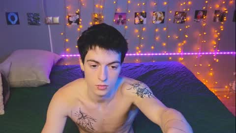 NATHANPVT IS OPEN online show from December 17, 2024, 5:58 pm