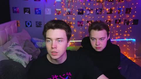 NATHANPVT IS OPEN online show from December 26, 2024, 11:21 am