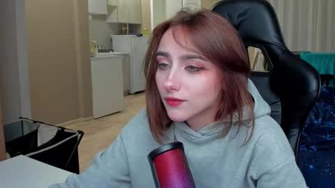 _silverdream online show from October 2, 2025, 10:06 pm