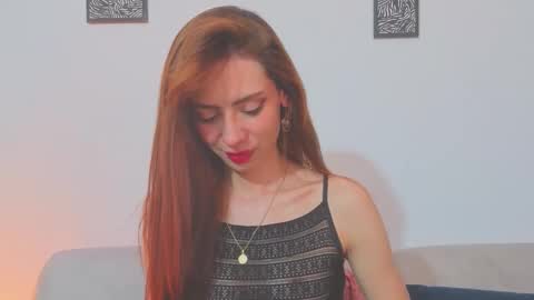 Snapshot of _silvia_vega_ chatting on May 10, 2026, 2:17 am _silvia_vega_ online show from May 10, 2026, 2:17 am