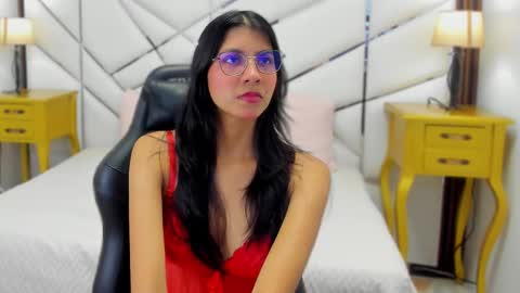 Lana  online show from September 12, 2025, 2:00 am