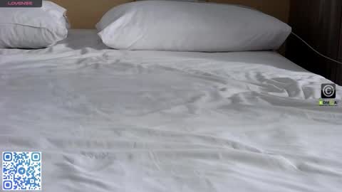 _skitlstrynka_ online show from November 9, 2025, 7:39 am