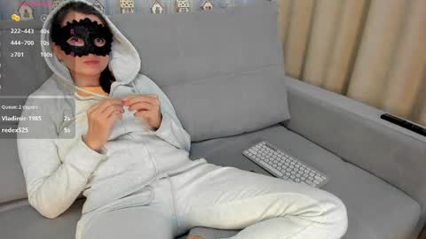 _smetanka_ online show from January 20, 2025, 10:15 pm
