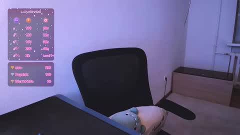 _sneko_ online show from February 1, 2026, 8:40 pm