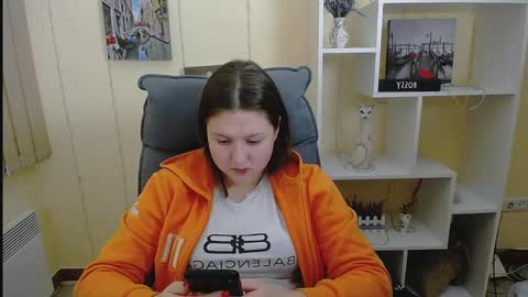 Sofi online show from February 24, 2025, 5:33 am