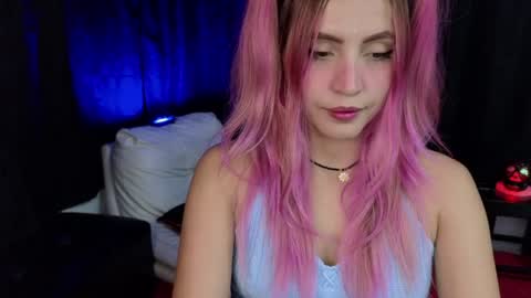 Snapshot of _sofiapink chatting on January 3, 2025, 11:44 pm Sofia online show from January 3, 2025, 11:44 pm