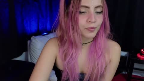 Snapshot of _sofiapink chatting on January 9, 2025, 2:43 am Sofia online show from January 9, 2025, 2:43 am