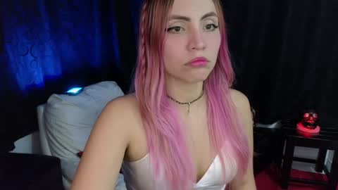 Snapshot of _sofiapink chatting on January 14, 2025, 3:11 am Sofia online show from January 14, 2025, 3:11 am