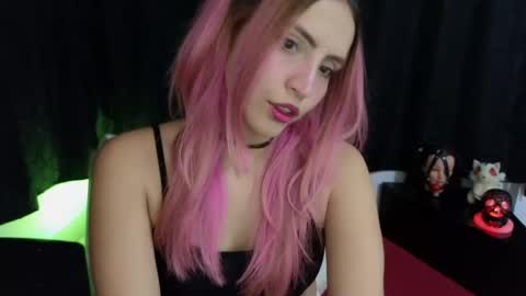 Snapshot of _sofiapink chatting on February 10, 2025, 10:40 pm Sofia online show from February 10, 2025, 10:40 pm