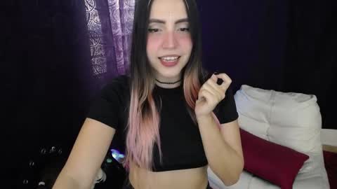 Sofia online show from May 2, 2026, 8:03 pm
